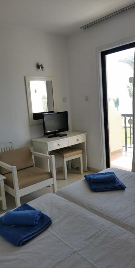 Simos Magic Beach Hotel Apts Aya Napa Dış mekan fotoğraf