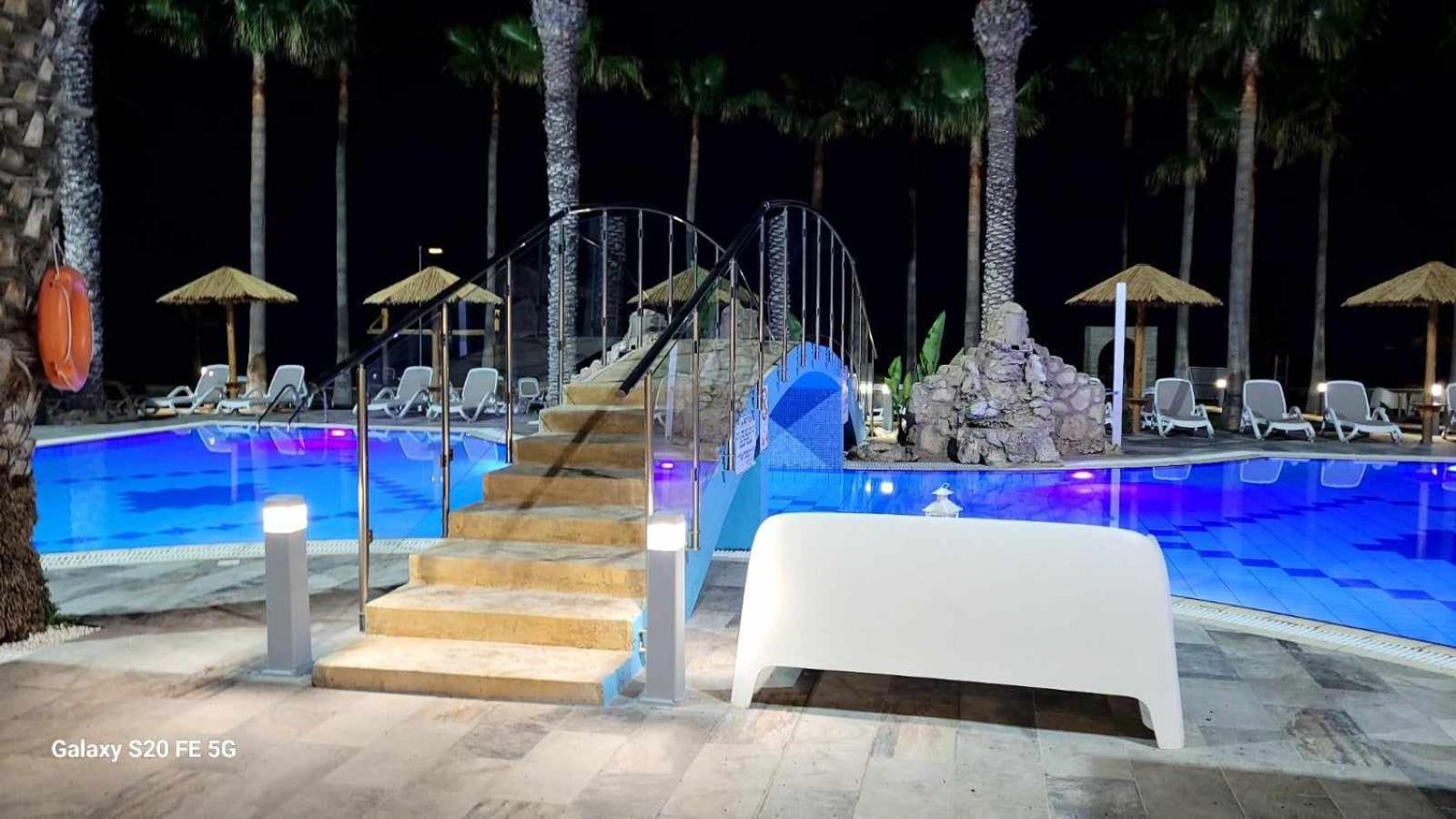 Simos Magic Beach Hotel Apts Aya Napa Dış mekan fotoğraf