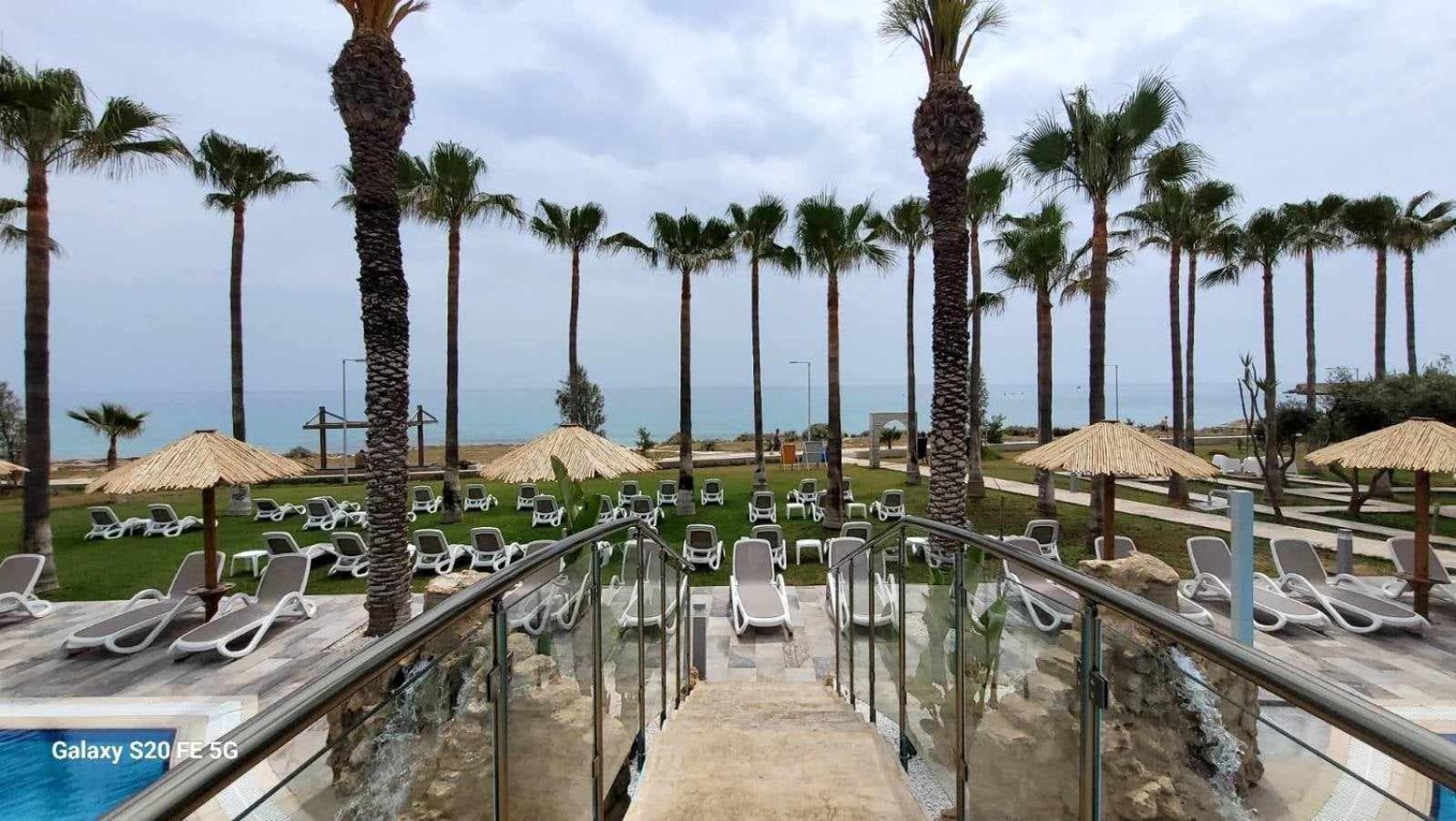 Simos Magic Beach Hotel Apts Aya Napa Dış mekan fotoğraf